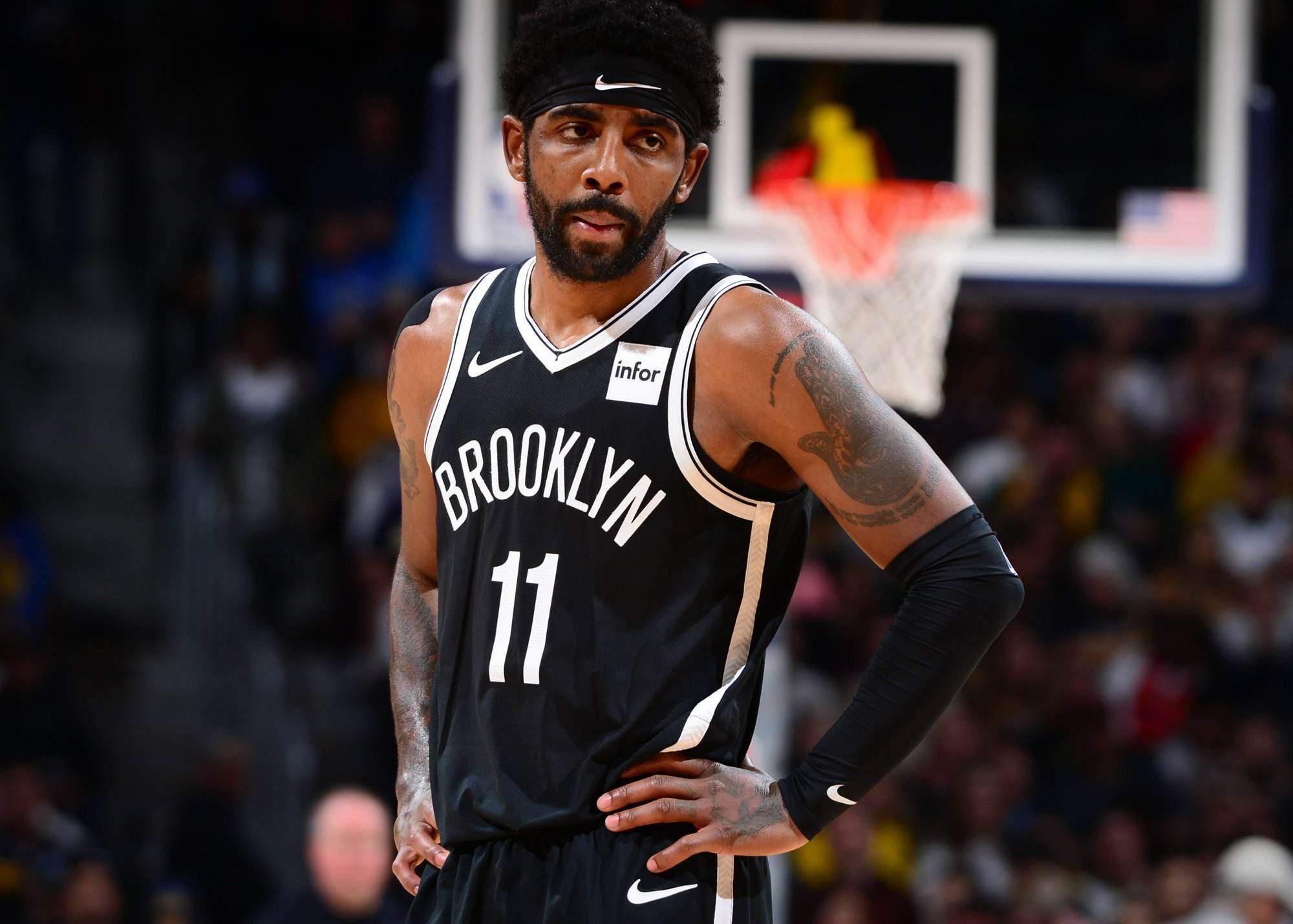 从强侧牵引 从强侧牵引